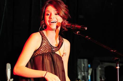 Selena Gomezs 2nd Annual Charity Concert To Benefit Unicef Unicef Usa