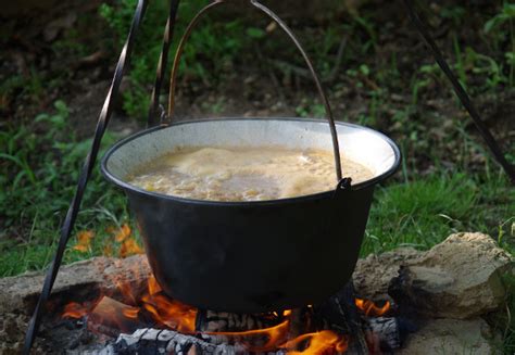 Kochen am offenen Feuer