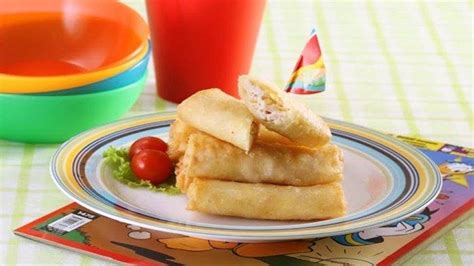 Dimakan hangat dengan saus makin nikmat. Resep Lumpia Ayam Keju Mayo, Camilan Renyah dan Gurih, Bikin Ketagihan! - Tribun Manado