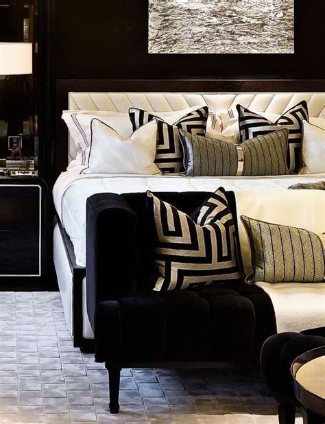 Pin By Samar Niazi On Interiors Luxury Bedroom Master Bedroom