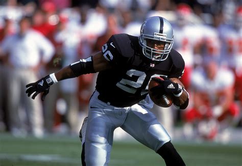 Ranking The 10 Best Running Backs For The Raiders Of All Time