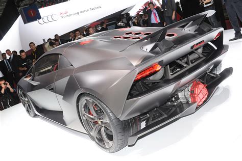 Lamborghini Confirms Limited Production Run Of The Sesto Elemento