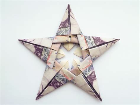 Easy money christmas origami star folding instructions on how to make an origami christmas star out of dollar bills. Modular Money Origami Star from 5 Bills - How to Fold Step ...