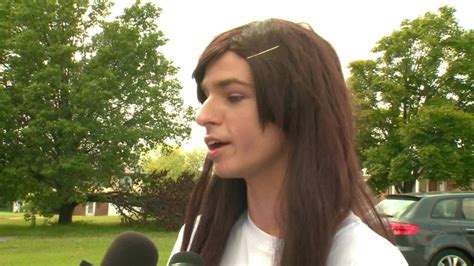 Crowd Rallies In Support Of Transgender Student Cnn Video