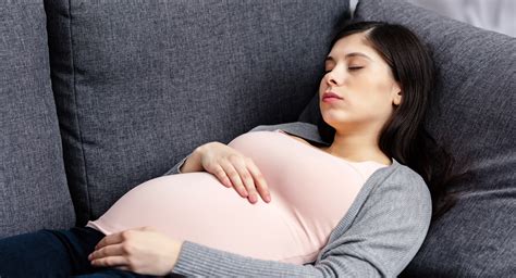 النوم في المرحلة الأولى من الحمل بيبي سنتر آرابيا