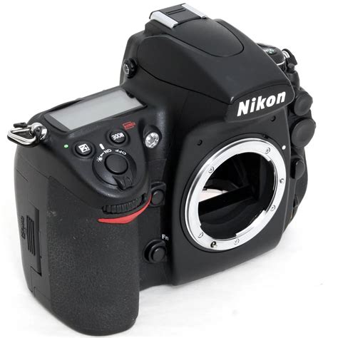 Used Nikon D700 Slr Camera With Nikon Mb D10 Battery Grip Sn
