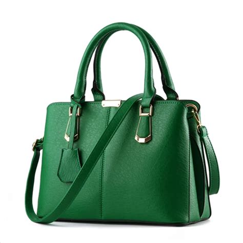 Luxury Green Leather Baggage Paul Smith
