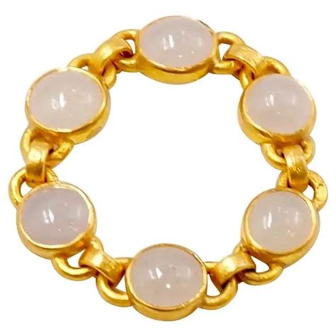 Scrives White Jade Cabochon Karat Gold Chain Ring Chain Ring