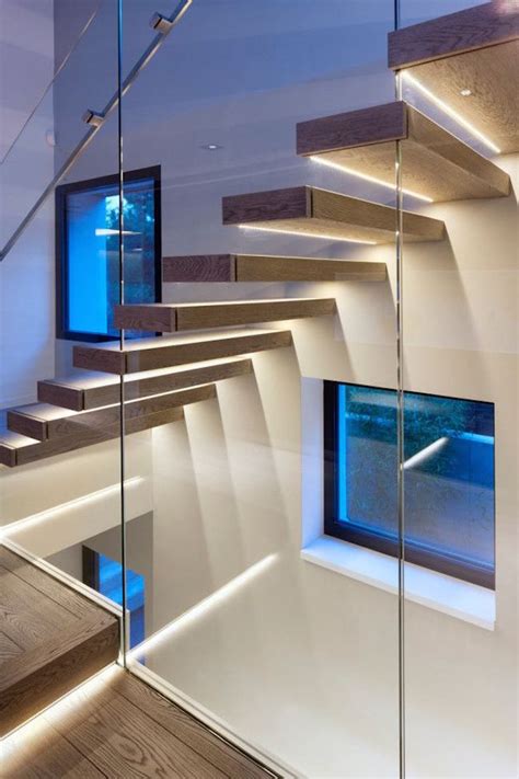 15 Modern Staircases With Spectacular Lighting