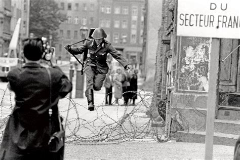Berlinmurens Historia