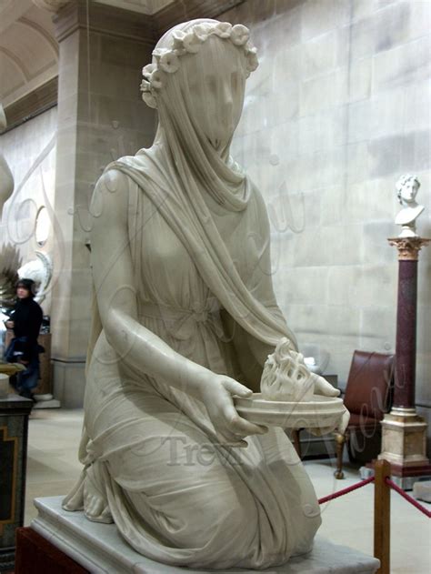 Estatuas De Marmore Com Veu