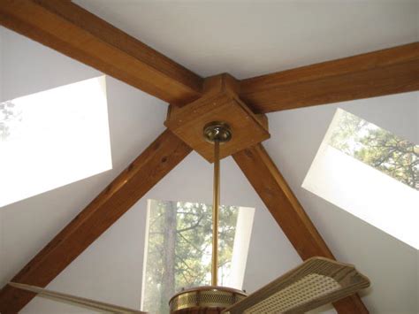 Hanging A Pendant Light From Center Of Vaulted Ceiling Building