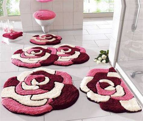 47 Fabulous And Magnificent Bathroom Rug Designs 2021