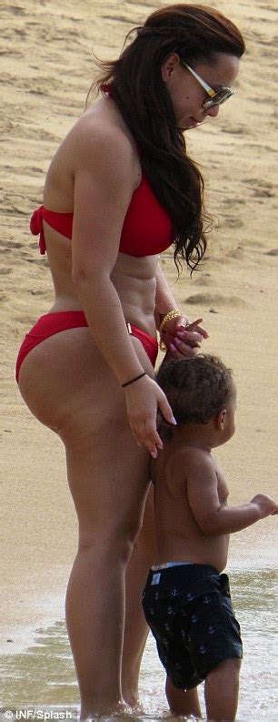 Susan Ibie Blog Miami Heat Star Chris Bosh S Wife Bikini Body Adrienne