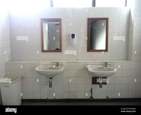 Public Bathroom Sinks High Resolution Stock Photography And Images Alamy