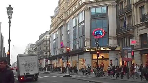C&A rue de rivoli a Paris - YouTube