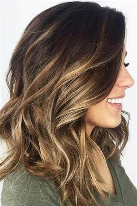 Expert opinions and clever tips for scoring an effortless look. 38 Hairstyles For Medium Length Layered Hair 2019 Koees Blog