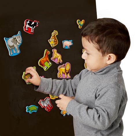 Melissa And Doug 20 Wooden Animal Magnets In A Box Melissa And Doug