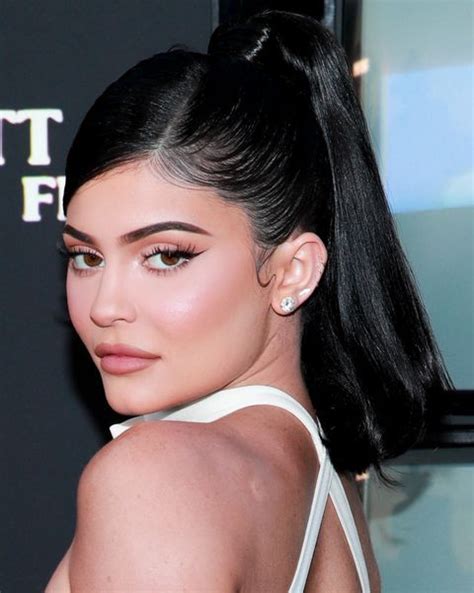 Best Ponytail Hairstyles For Women 2020 In 2020 Jenner Hair Kylie