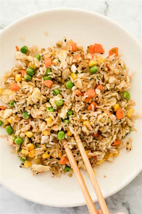 10 Minute Vegetarian Fried Rice Ahead Of Thyme