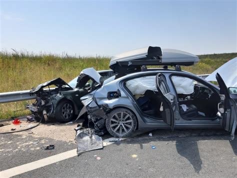 Accident dramatic pe drumul spre mare. Accident în lanț pe autostradă, între Timișoara și Lugoj ...