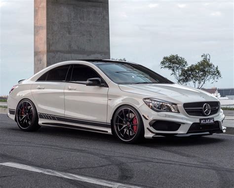 Its exterior conveys pure driving pleasure even when stationary. 2015 Mercedes-Benz CLA45 AMG 1/4 mile Drag Racing timeslip specs 0-60 - DragTimes.com