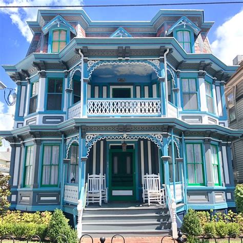 Victorian Beach House On Jackson Street Only 300ft To The