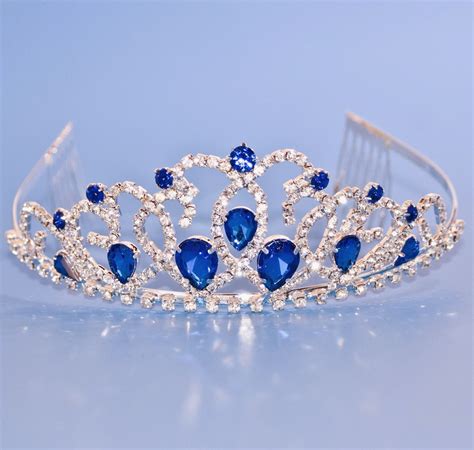 Beauty And Fashion Blue Diamond Tiara Crown