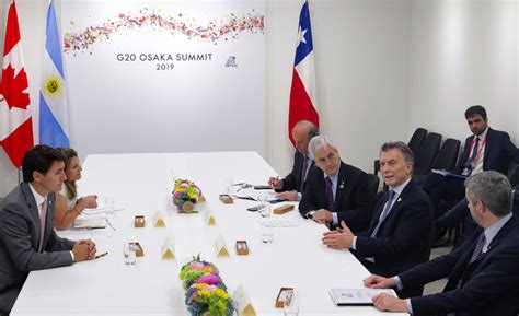 Nas últimas 24 horas, os óbitos em decorrência da doença somaram 2.344. La Argentina, Brasil, Canadá y Chile condenaron el ...