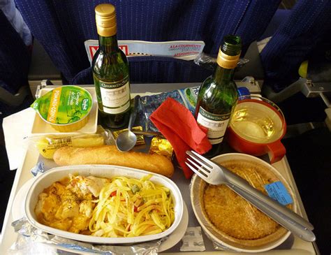 In het noorden domineert vlees en vis in het lam is het vlees het meest verbruikt, vanwege het erfgoed van de mongoolse keuken die veel invloed heeft op deze locatie. Eten in het vliegtuig van... - Proud2B-eat - Proud2bme