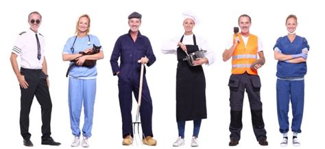 13 Surprising Benefits Of Custom Work Uniforms To The Businesses
