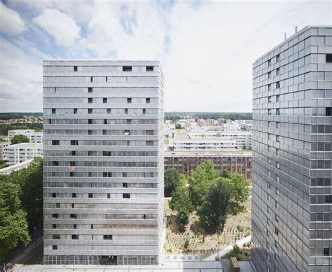 Lan Architecture Julien Lanoo · Urban Renovation Lormont · Divisare