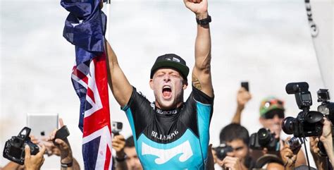 mick fanning leads adjusted ratings beachgrit