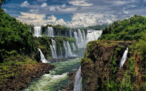 Iguazu Falls Hd Wallpaper Background Image 2560x1600 Id1107857