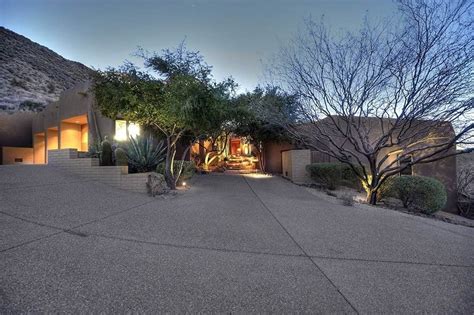 This Luxury Arizona Desert Home Combines Waterscaping Xeriscaping And Desertscaping To Create A