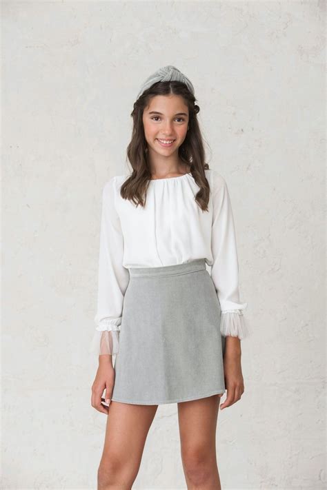 Blusa Blanca De Manga Larga Con Tul Ceremonia Niña Quémono