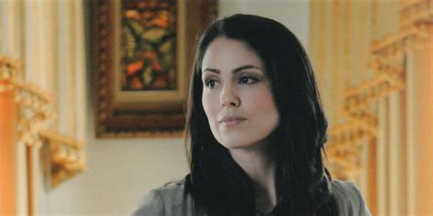 shazam s michelle borth signs 5 movie deal with dc films