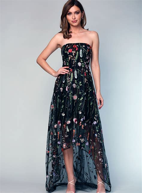 If you feel the same way and are looking for the right dress to wear to that wedding you have coming up in a few weeks, we decided to pull together our favorite dresses you can wear all. Inspired By This What to Wear to a Cold Weather Wedding