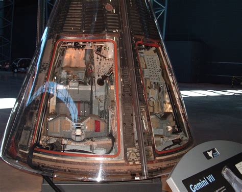 Space Relics La Capsule Gemini 7 Au Udvar Hazy Center Nasm