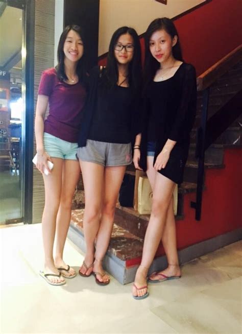 Foot Love Beautiful Asian Women Sisterhood Asian Woman Teen Girl