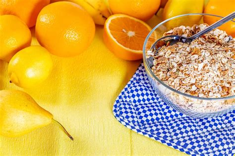 Bowl Of Breakfast Cereals With Citrus Fruits Creative Commons Bilder