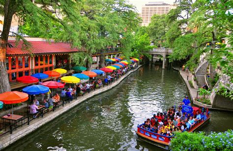 The San Antonio River Walk Is The Best Summer Destination In Texas