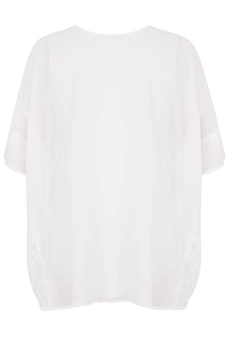 Yours London Witte Chiffon Shirtblouse Inclusief Ketting