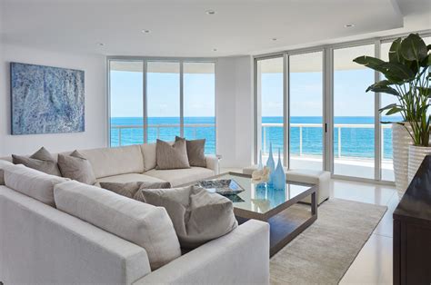 Palm Beach Oceanside Sophistication Beach Style Living Room Miami