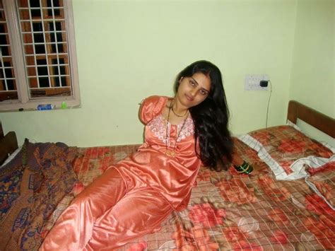 Local Desi Housewife In Bedroom Photos Beautiful Desi Sexy Girls Hot
