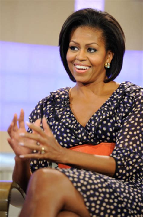 Michelle Obama Wears 35 Dress For Tv Interviews Cbs News