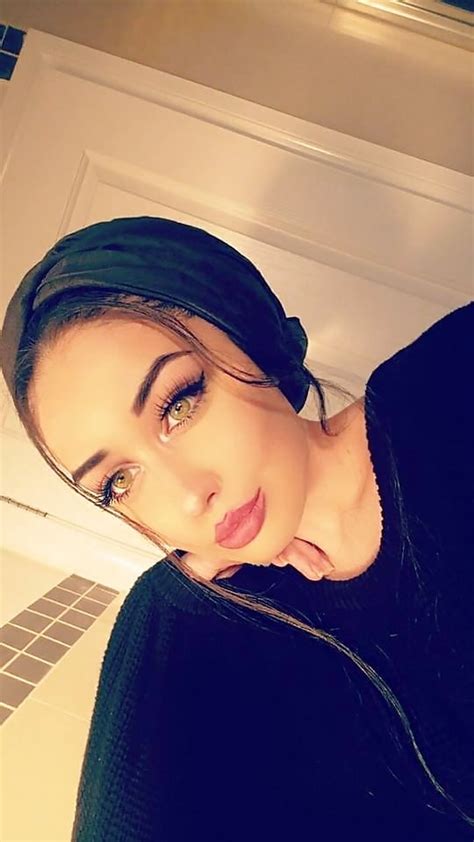 Arab Hijab Big Booty Babe Muslim Chick 4654