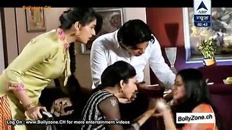 Yeh Hai Mohabbatein 28 March 2015 Ashok Ne Ki Mihika Ke Saath