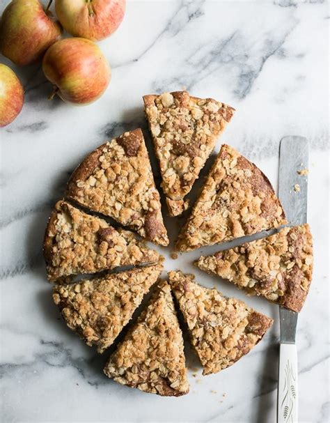 Fresh Apple Cake With Crumble Topping Theclevercarrot Com Quick