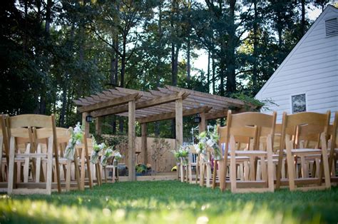 When throwing a backyard wedding in tennessee, hay bales are completely appropriate. Virginia Backyard Rustic Chic Wedding - Rustic Wedding Chic